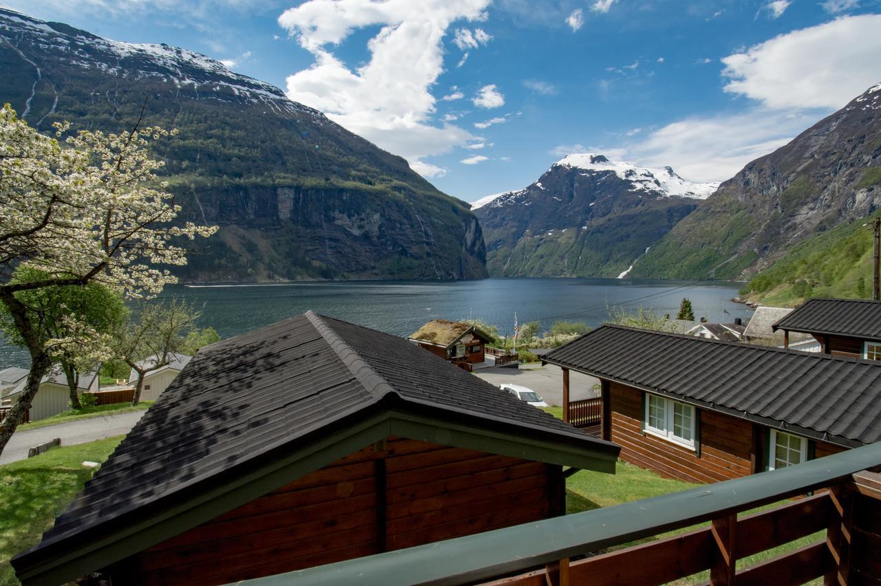 Grande Hytteutleige Og Camping Geiranger Exterior photo